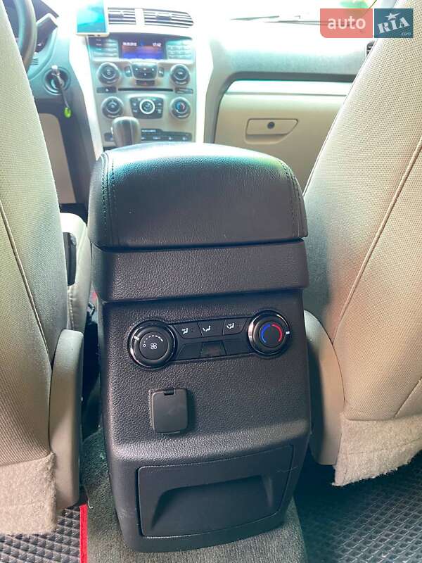Внедорожник / Кроссовер Ford Explorer 2013 в Киеве
