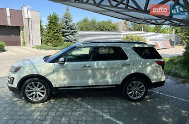 Внедорожник / Кроссовер Ford Explorer 2015 в Павлограде