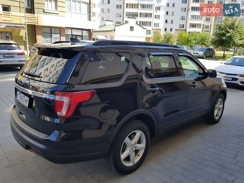 Позашляховик / Кросовер Ford Explorer 2018 в Івано-Франківську