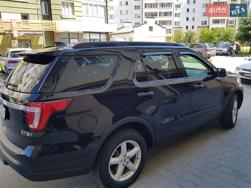Внедорожник / Кроссовер Ford Explorer 2018 в Ивано-Франковске
