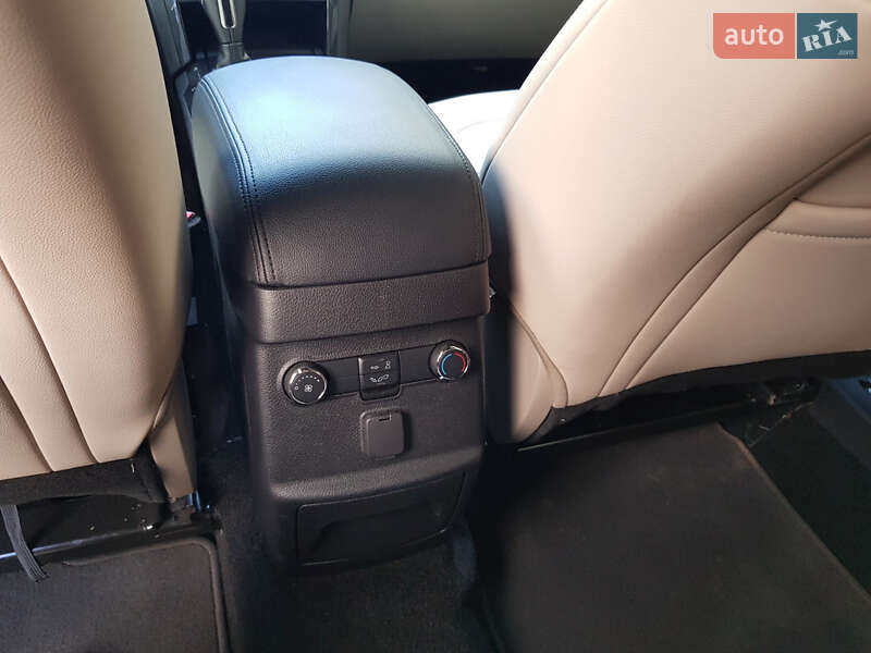 Внедорожник / Кроссовер Ford Explorer 2018 в Ивано-Франковске