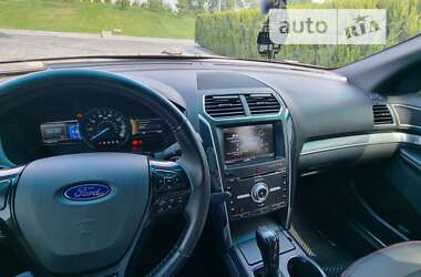 Внедорожник / Кроссовер Ford Explorer 2015 в Днепре