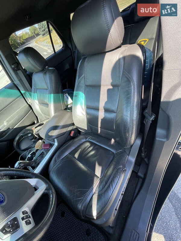 Позашляховик / Кросовер Ford Explorer 2014 в Чернігові