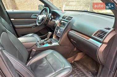 Внедорожник / Кроссовер Ford Explorer 2016 в 