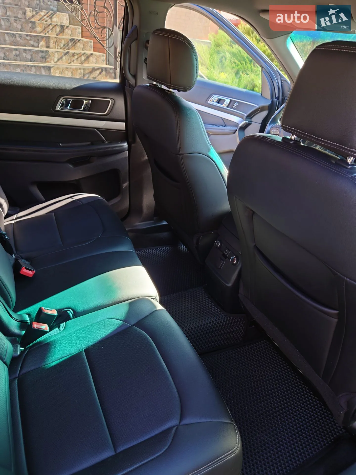 2017 Ford Explorer - мініатюра 20