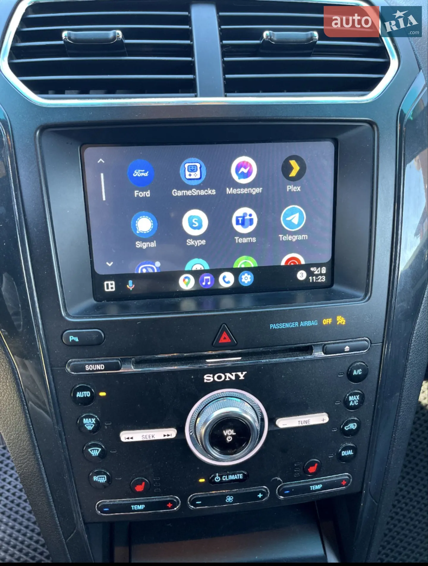 2017 Ford Explorer - мініатюра 19