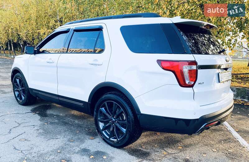 Внедорожник / Кроссовер Ford Explorer 2017 в Киеве