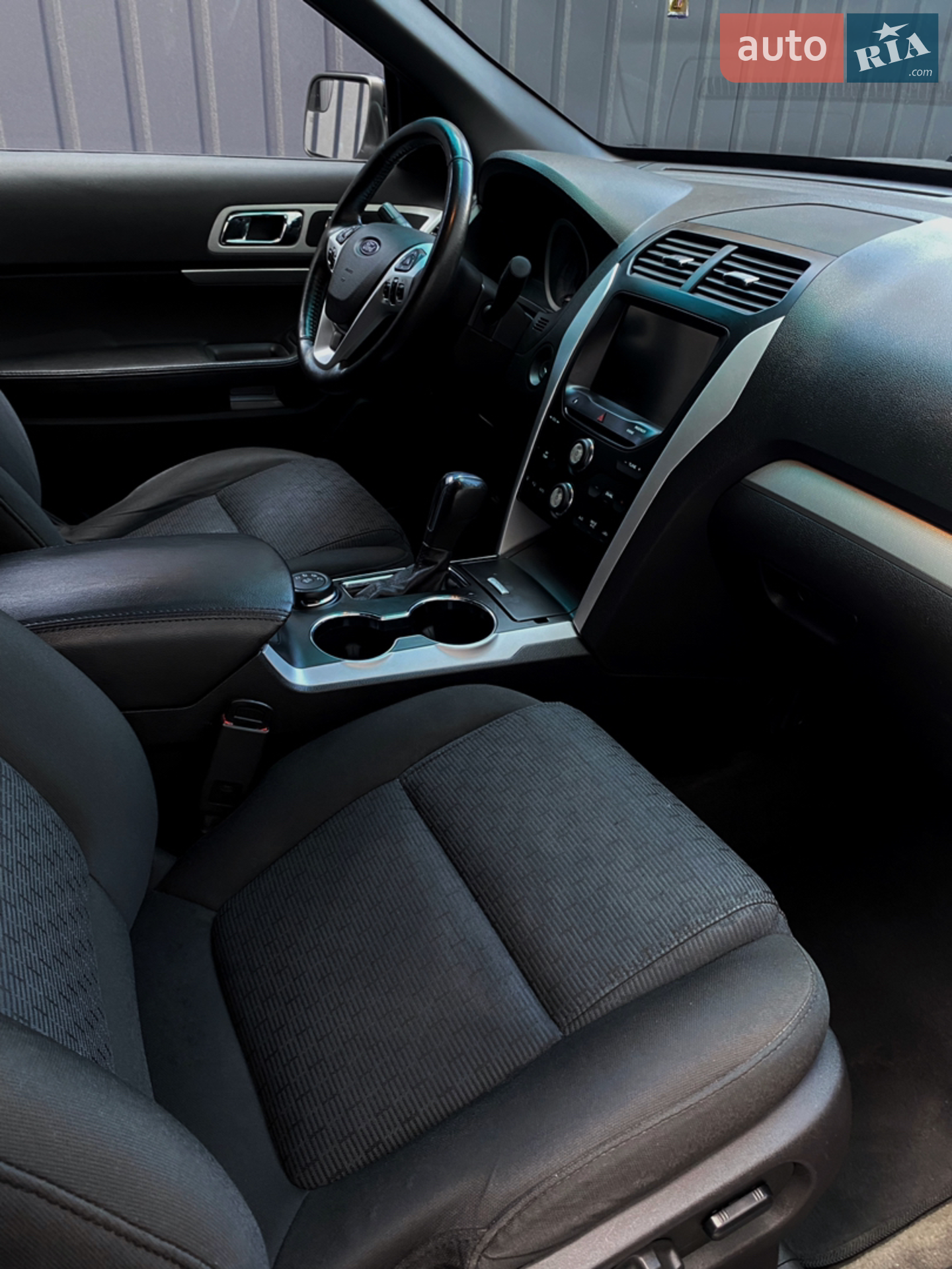2015 Ford Explorer - мініатюра 8