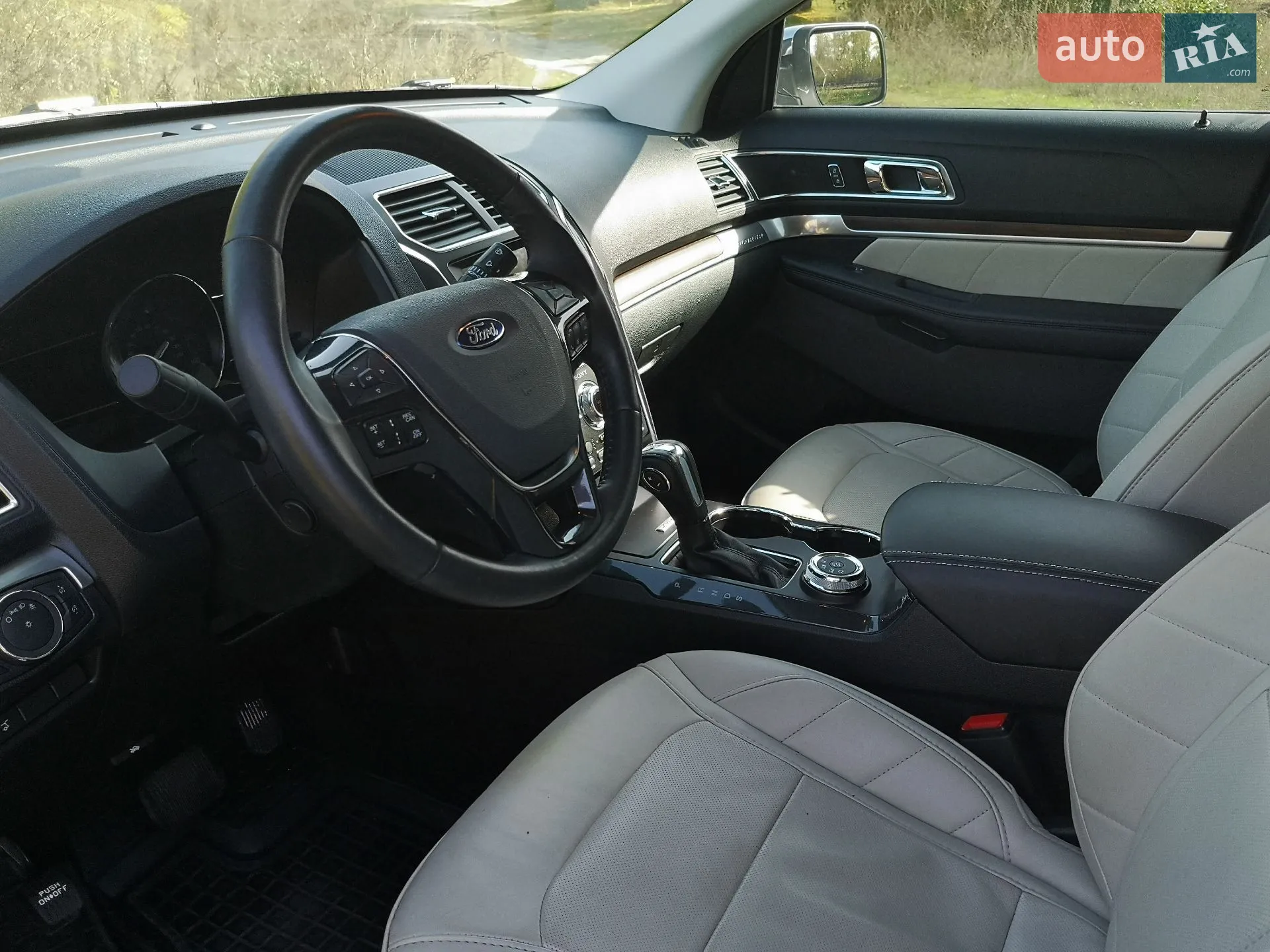 2018 Ford Explorer - мініатюра 18
