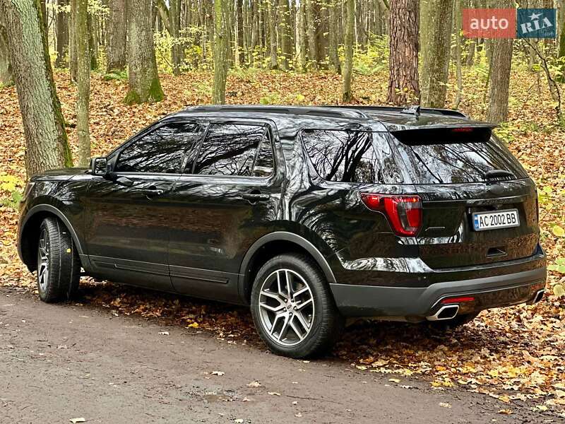 Внедорожник / Кроссовер Ford Explorer 2017 в Луцке