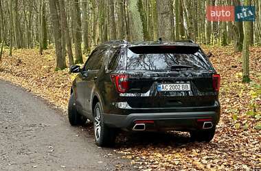 Внедорожник / Кроссовер Ford Explorer 2017 в Луцке