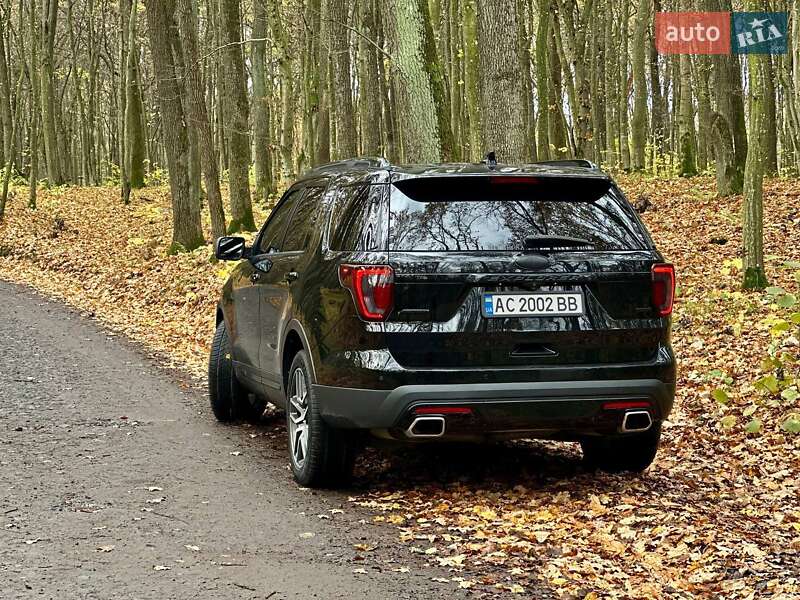 Внедорожник / Кроссовер Ford Explorer 2017 в Луцке