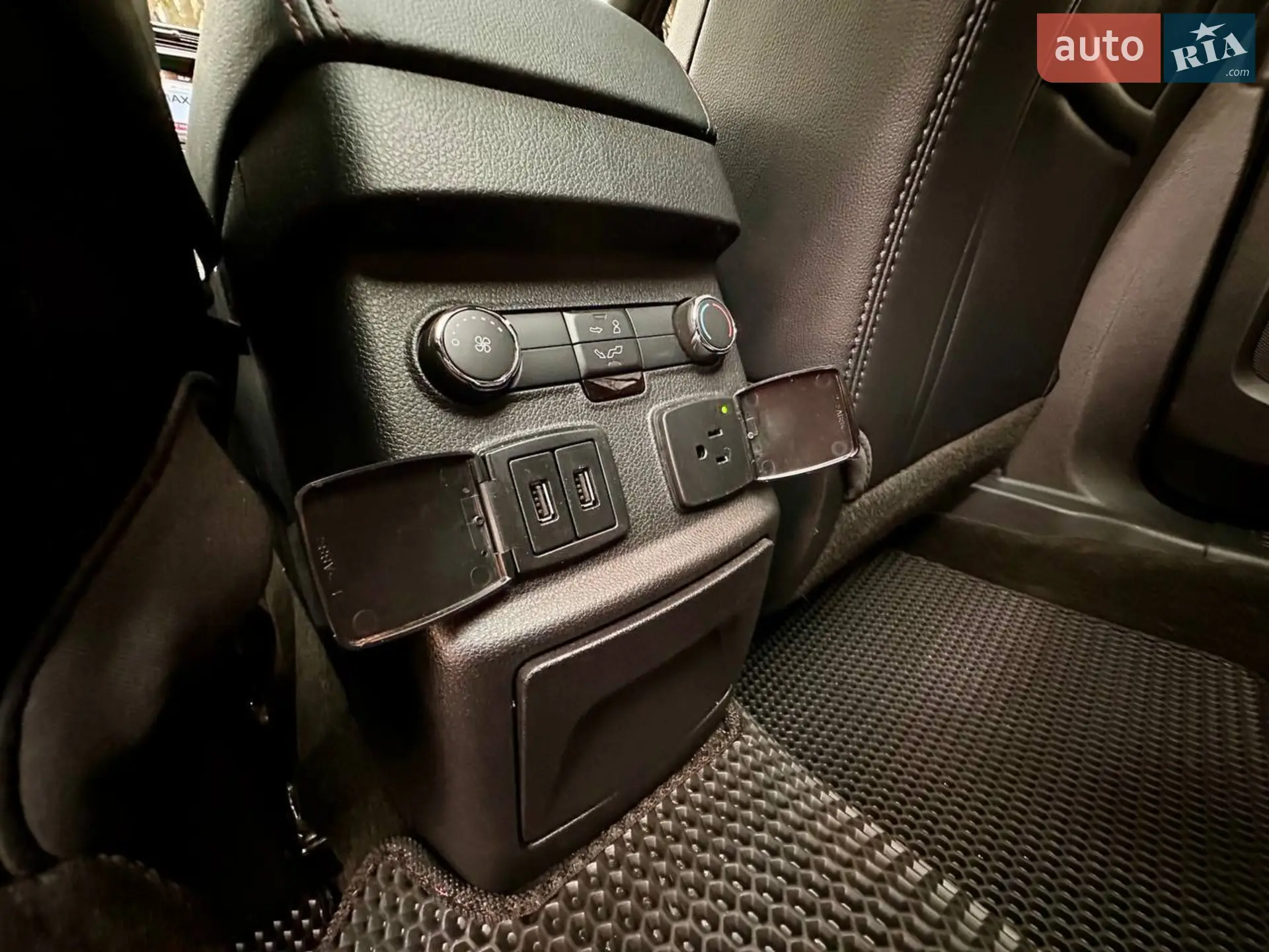 2017 Ford Explorer - мініатюра 14