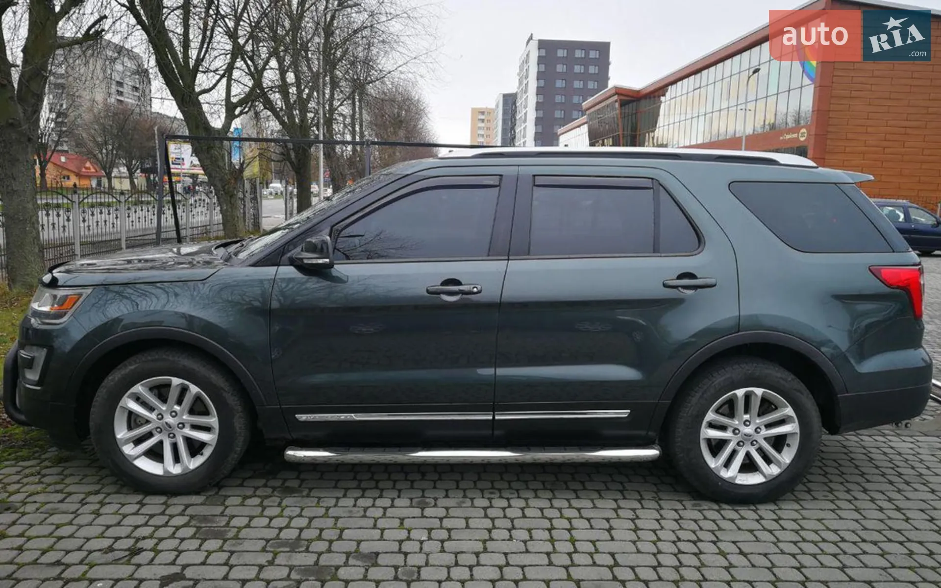 2015 Ford Explorer - мініатюра 2