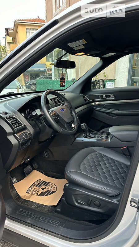 Внедорожник / Кроссовер Ford Explorer 2019 в Львове