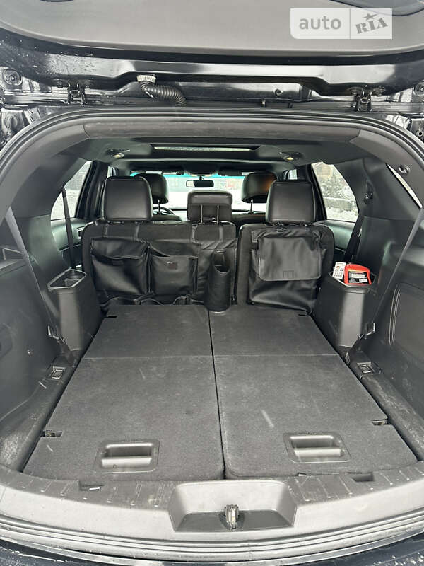 Позашляховик / Кросовер Ford Explorer 2013 в Житомирі
