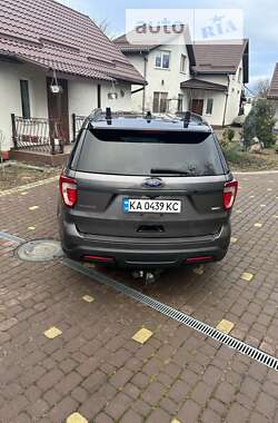Внедорожник / Кроссовер Ford Explorer 2018 в Виннице