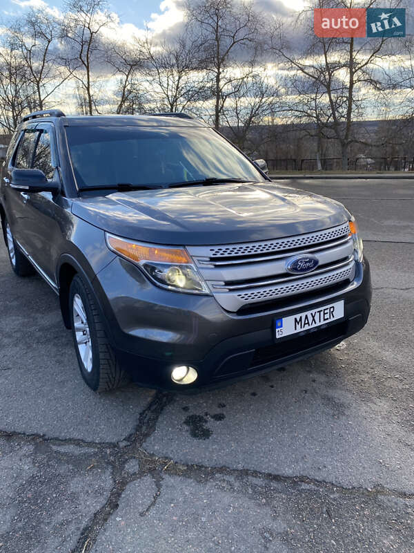 Внедорожник / Кроссовер Ford Explorer 2015 в Южноукраинске