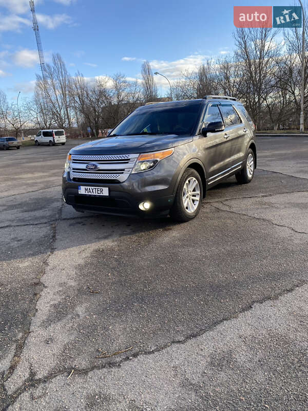 Внедорожник / Кроссовер Ford Explorer 2015 в Южноукраинске