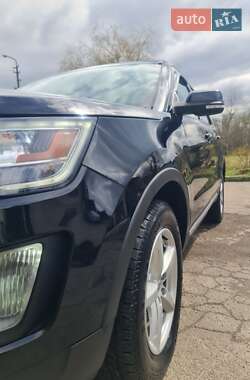 Внедорожник / Кроссовер Ford Explorer 2017 в Трускавце