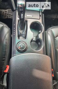 Позашляховик / Кросовер Ford Explorer 2016 в Ужгороді