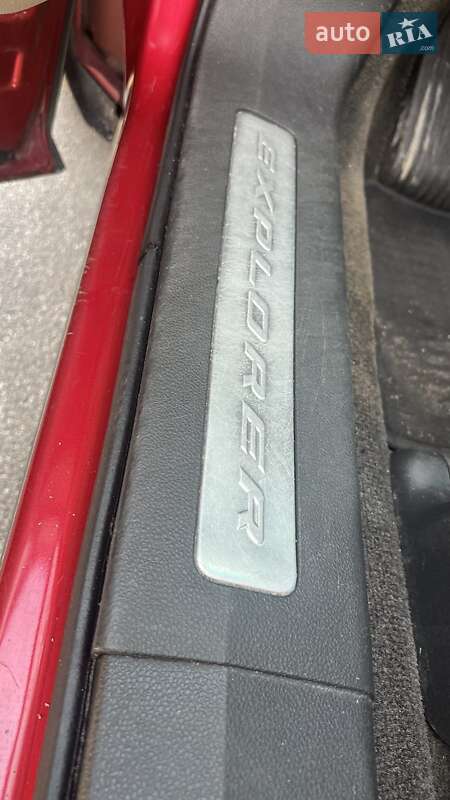 Позашляховик / Кросовер Ford Explorer 2011 в Києві