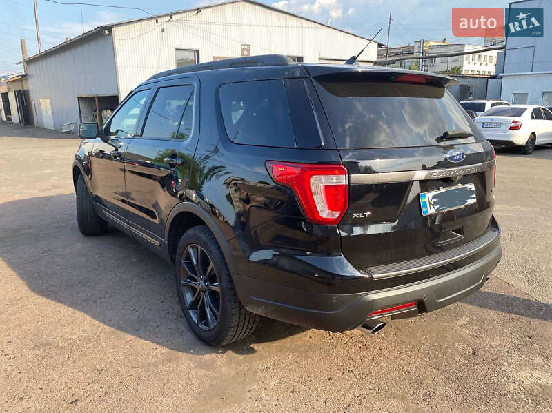 Внедорожник / Кроссовер Ford Explorer 2018 в Тернополе