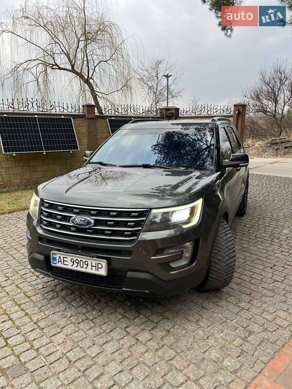 Внедорожник / Кроссовер Ford Explorer 2016 в Павлограде фото 3 Внедорожник / Кроссовер Ford Explorer 2016 в Павлограде