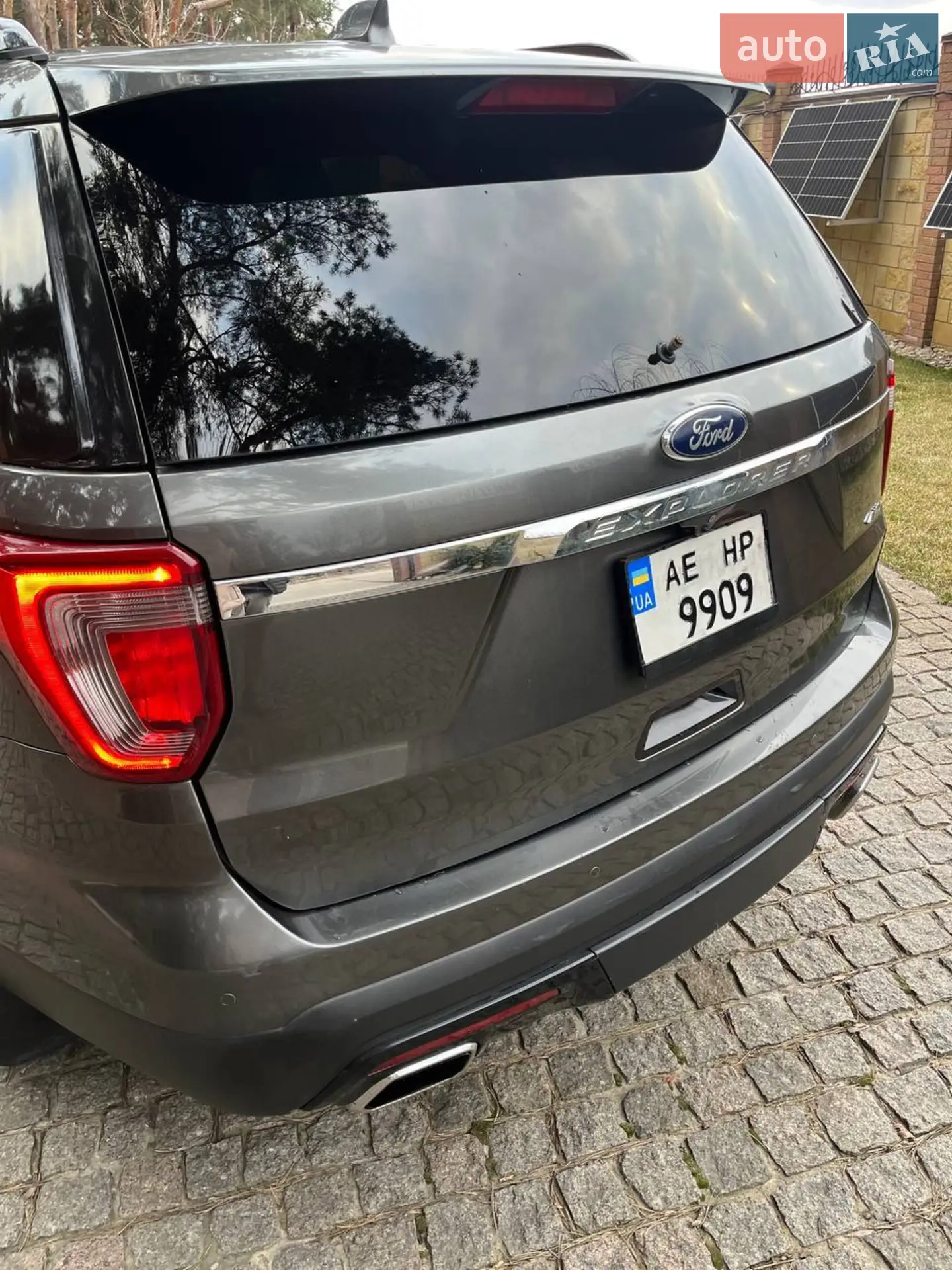 2016 Ford Explorer - мініатюра 17