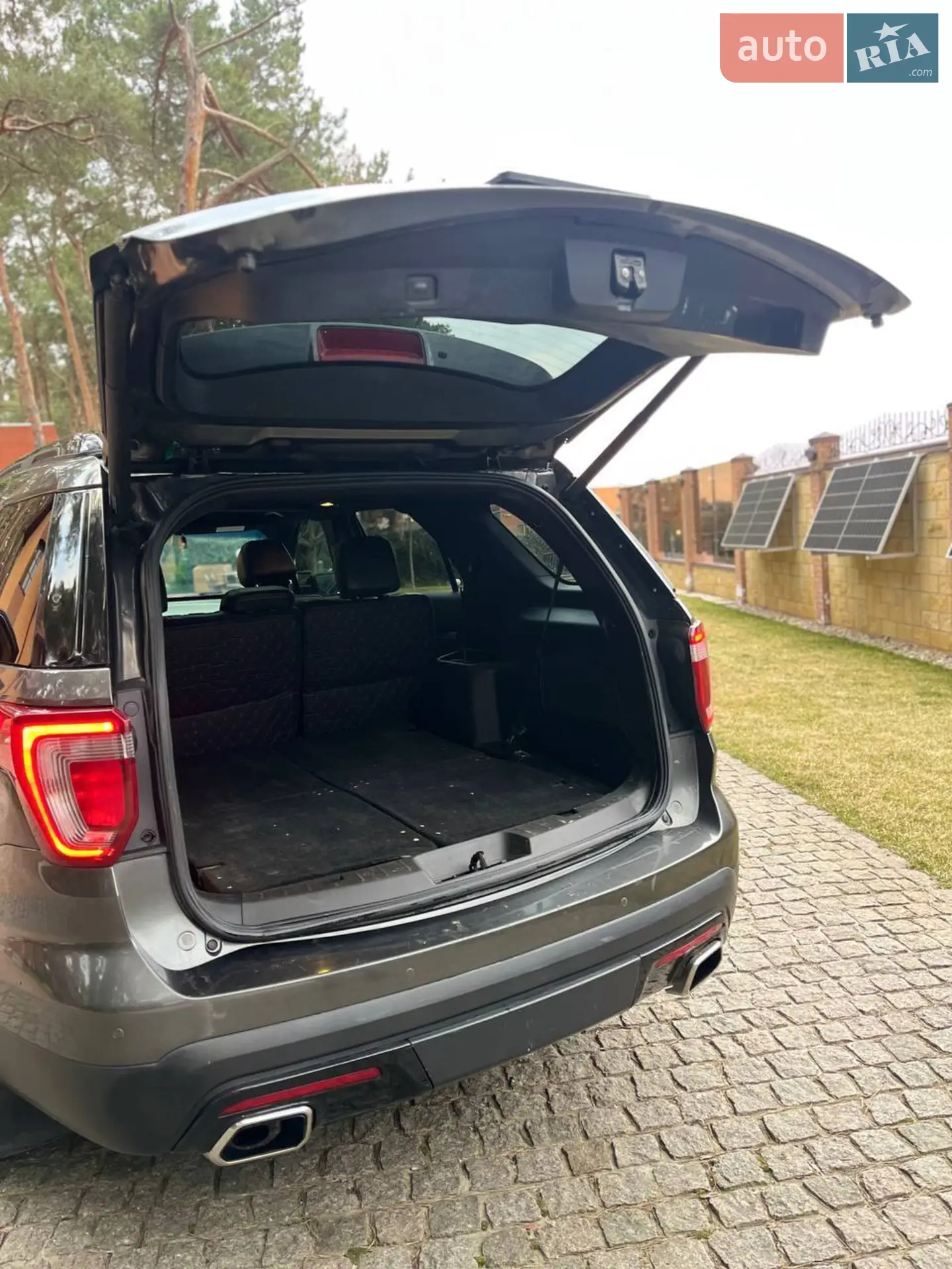 2016 Ford Explorer - мініатюра 21