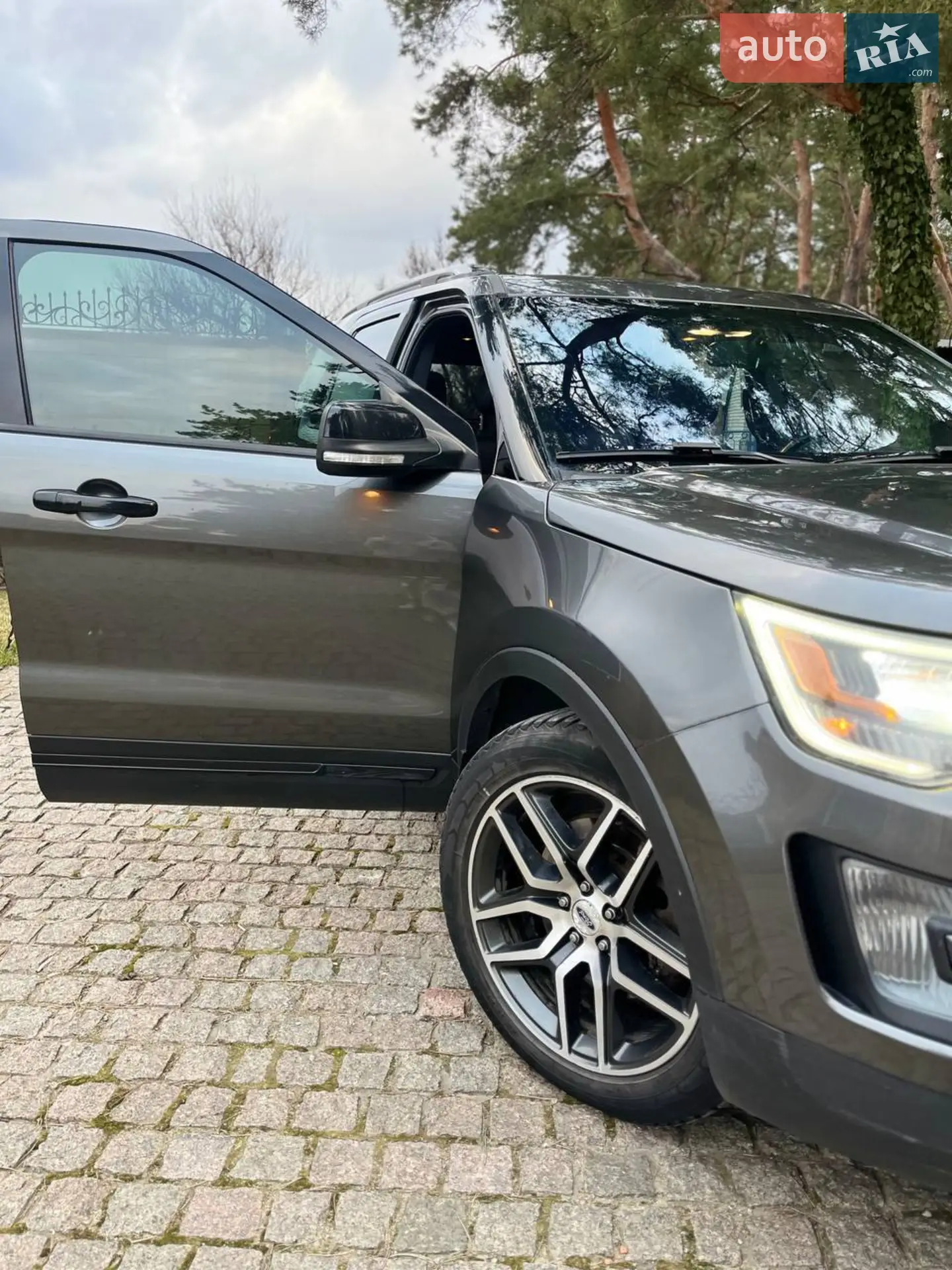 2016 Ford Explorer - мініатюра 53