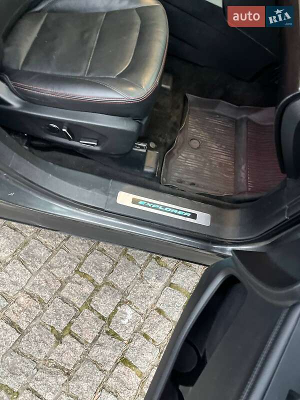 Внедорожник / Кроссовер Ford Explorer 2016 в Павлограде фото 62 Внедорожник / Кроссовер Ford Explorer 2016 в Павлограде