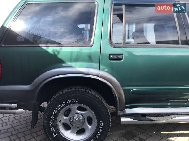 Позашляховик / Кросовер Ford Explorer 2000 в Одесі фото 2 Позашляховик / Кросовер Ford Explorer 2000 в Одесі