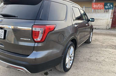 Позашляховик / Кросовер Ford Explorer 2015 в Івано-Франківську