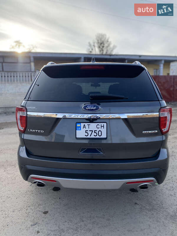 Позашляховик / Кросовер Ford Explorer 2015 в Івано-Франківську