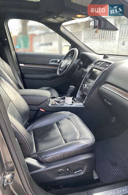 Позашляховик / Кросовер Ford Explorer 2015 в Івано-Франківську