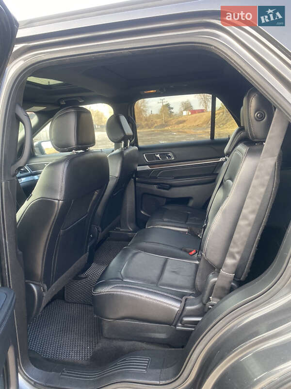 Позашляховик / Кросовер Ford Explorer 2015 в Івано-Франківську