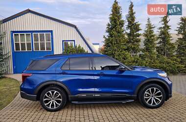 Позашляховик / Кросовер Ford Explorer 2019 в 