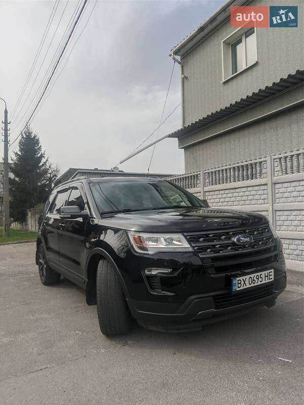 Позашляховик / Кросовер Ford Explorer 2018 в Києві