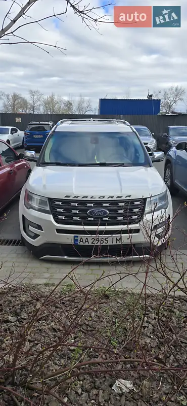 Ford Explorer