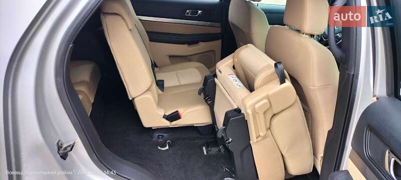 Внедорожник / Кроссовер Ford Explorer 2015 в Лановцах фото 24 Внедорожник / Кроссовер Ford Explorer 2015 в Лановцах