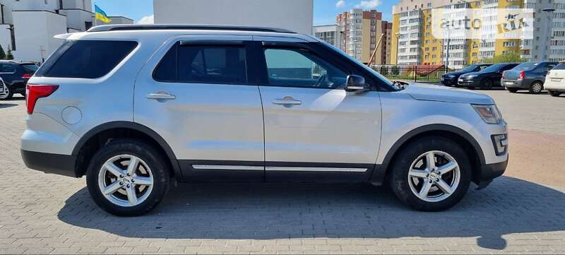 Позашляховик / Кросовер Ford Explorer 2015 в Львові