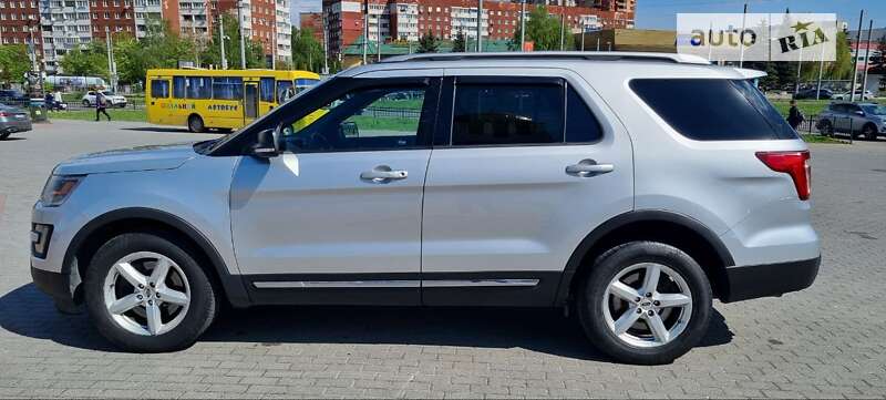Позашляховик / Кросовер Ford Explorer 2015 в Львові