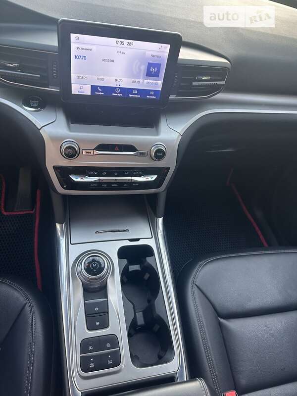 Позашляховик / Кросовер Ford Explorer 2020 в Могилів-Подільському