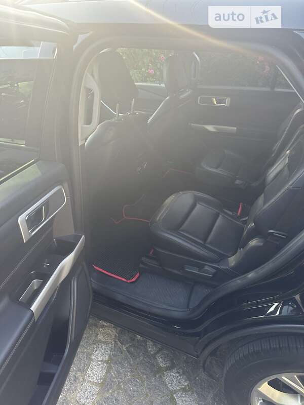 Позашляховик / Кросовер Ford Explorer 2020 в Могилів-Подільському