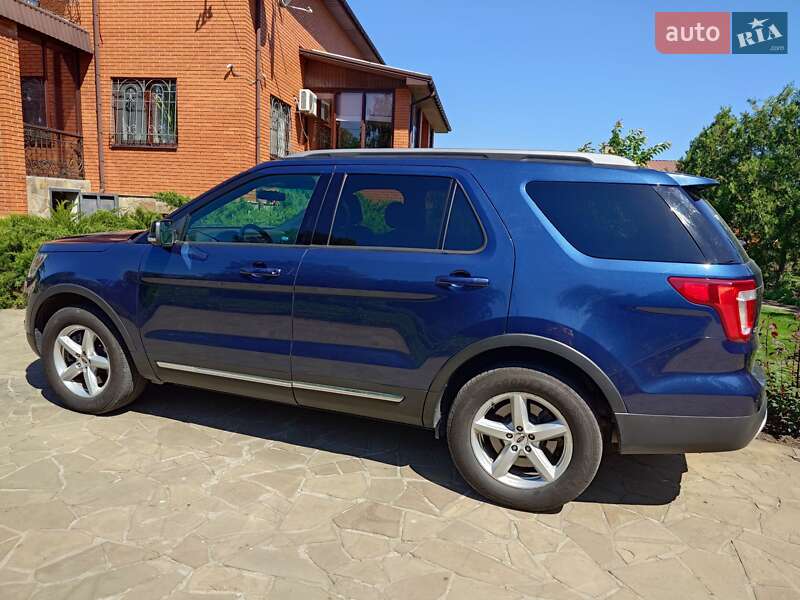 Позашляховик / Кросовер Ford Explorer 2017 в Дніпрі