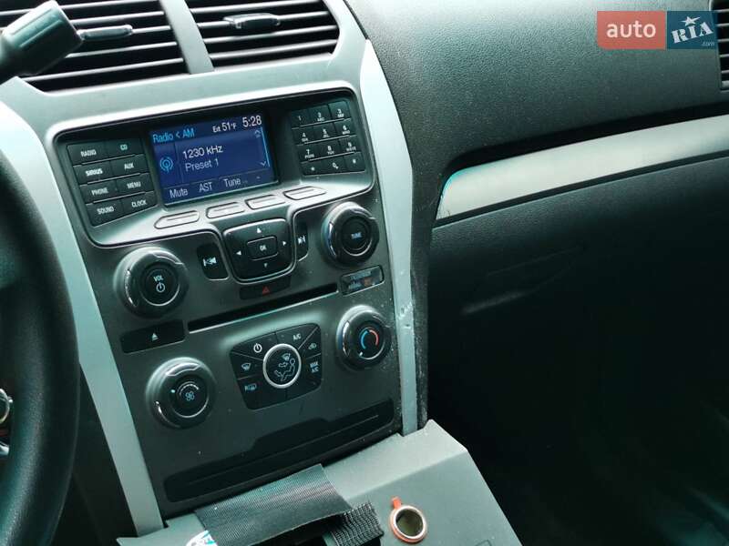 Позашляховик / Кросовер Ford Explorer 2013 в Києві