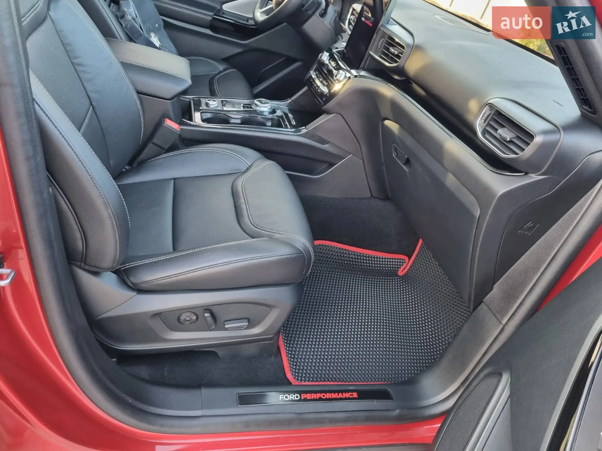 2021 Ford Explorer - мініатюра 30