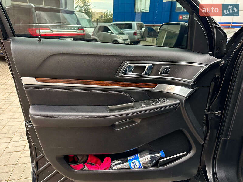 Внедорожник / Кроссовер Ford Explorer 2017 в Одессе