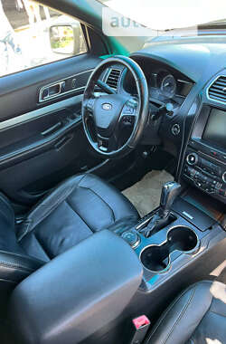 Внедорожник / Кроссовер Ford Explorer 2015 в Киеве